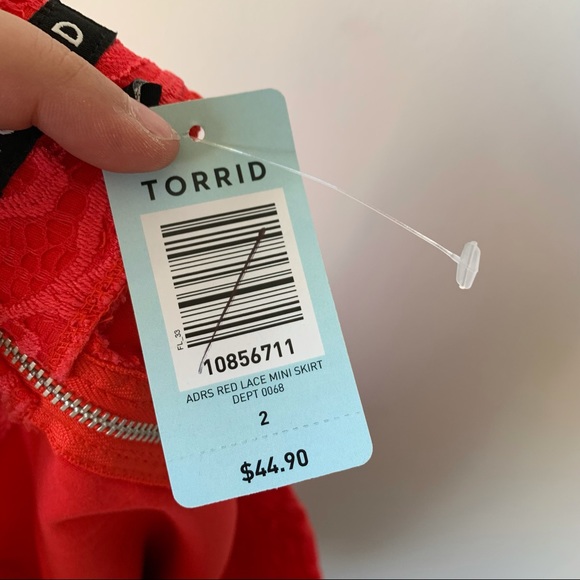 Torrid NWT Red Lace Mini Pencil Skirt Zipper Business Cocktail Fun Size 2 - Picture 3 of 7